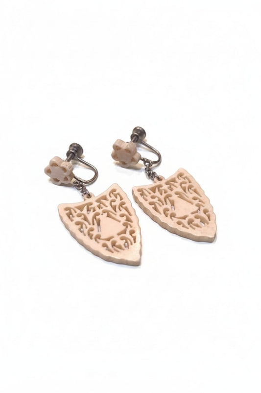 Brinco de pressão vintage de marfim