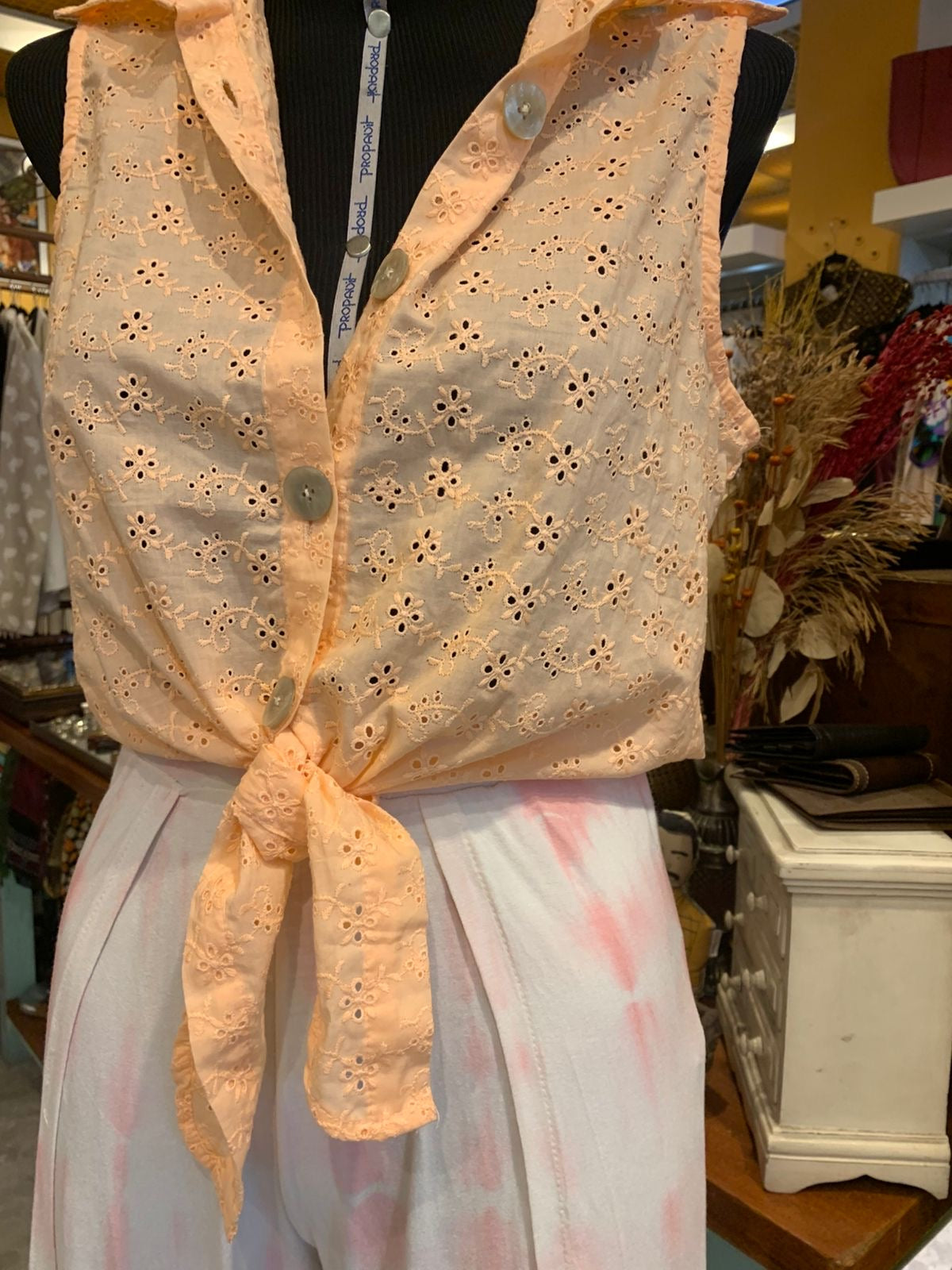 Blusinha de amarração laranja