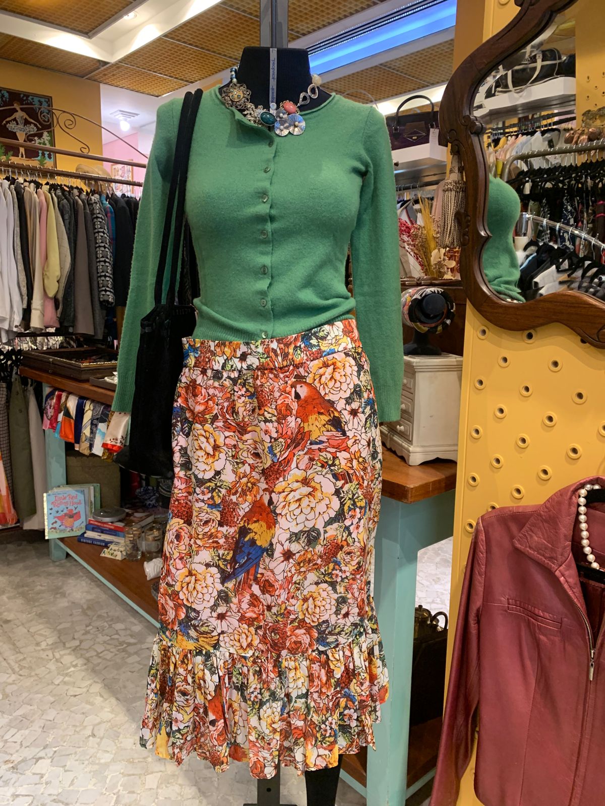 Blusa verde manga longa