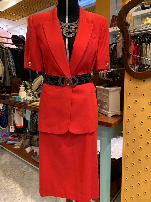 Conjunto vermelho