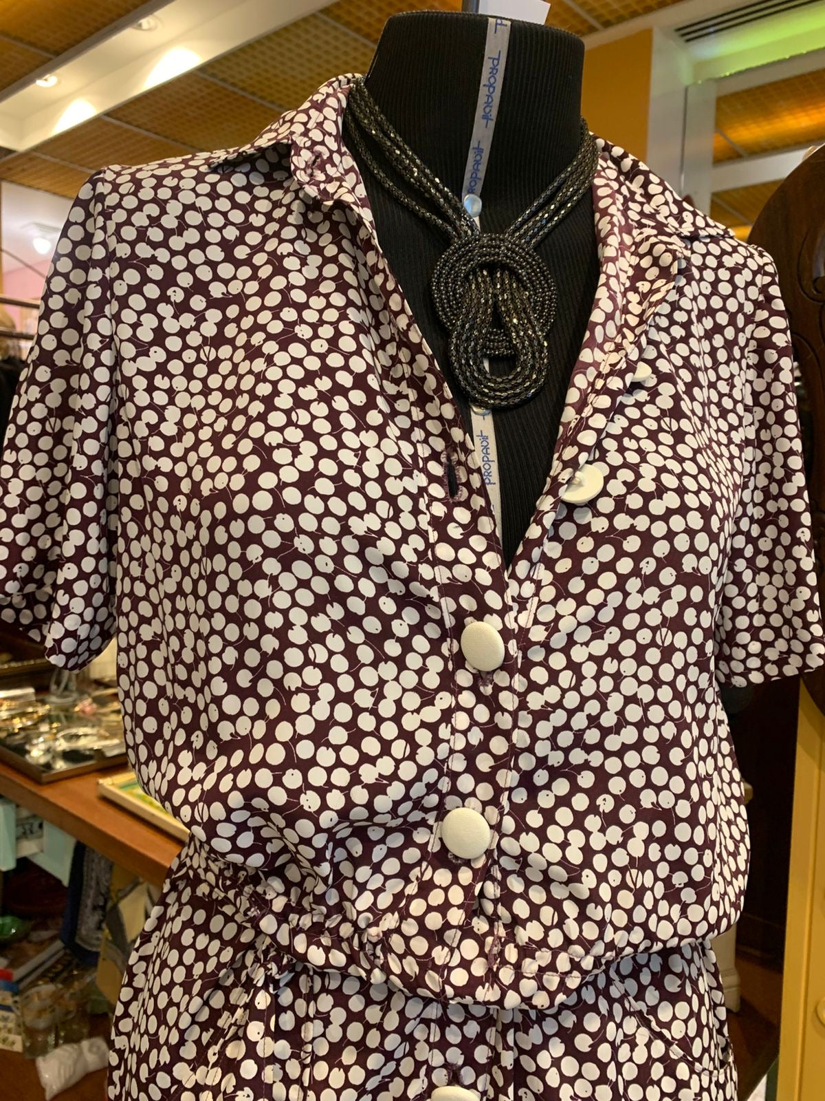 Vestido vintage marrom