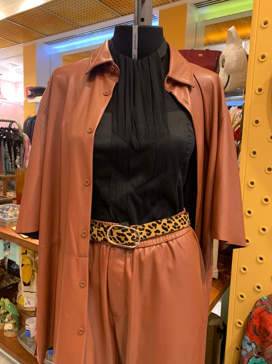 Conjunto marrom de PU