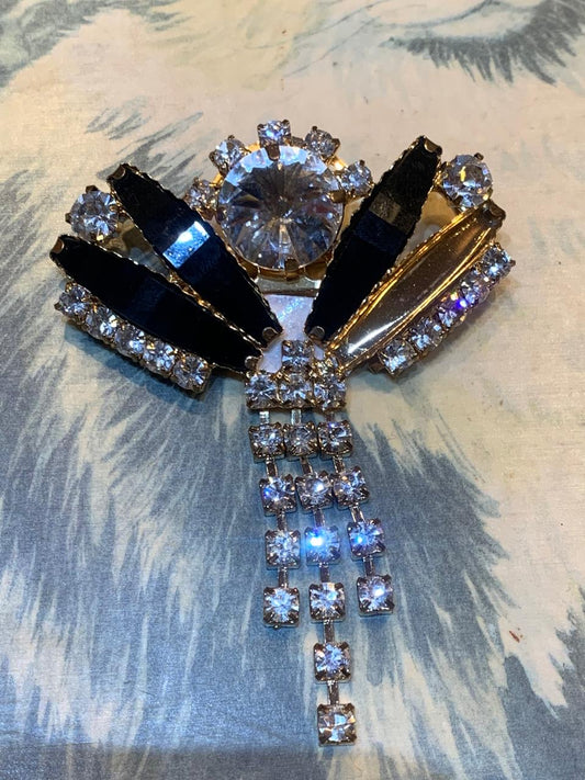 Broche miçangas pretas e strass