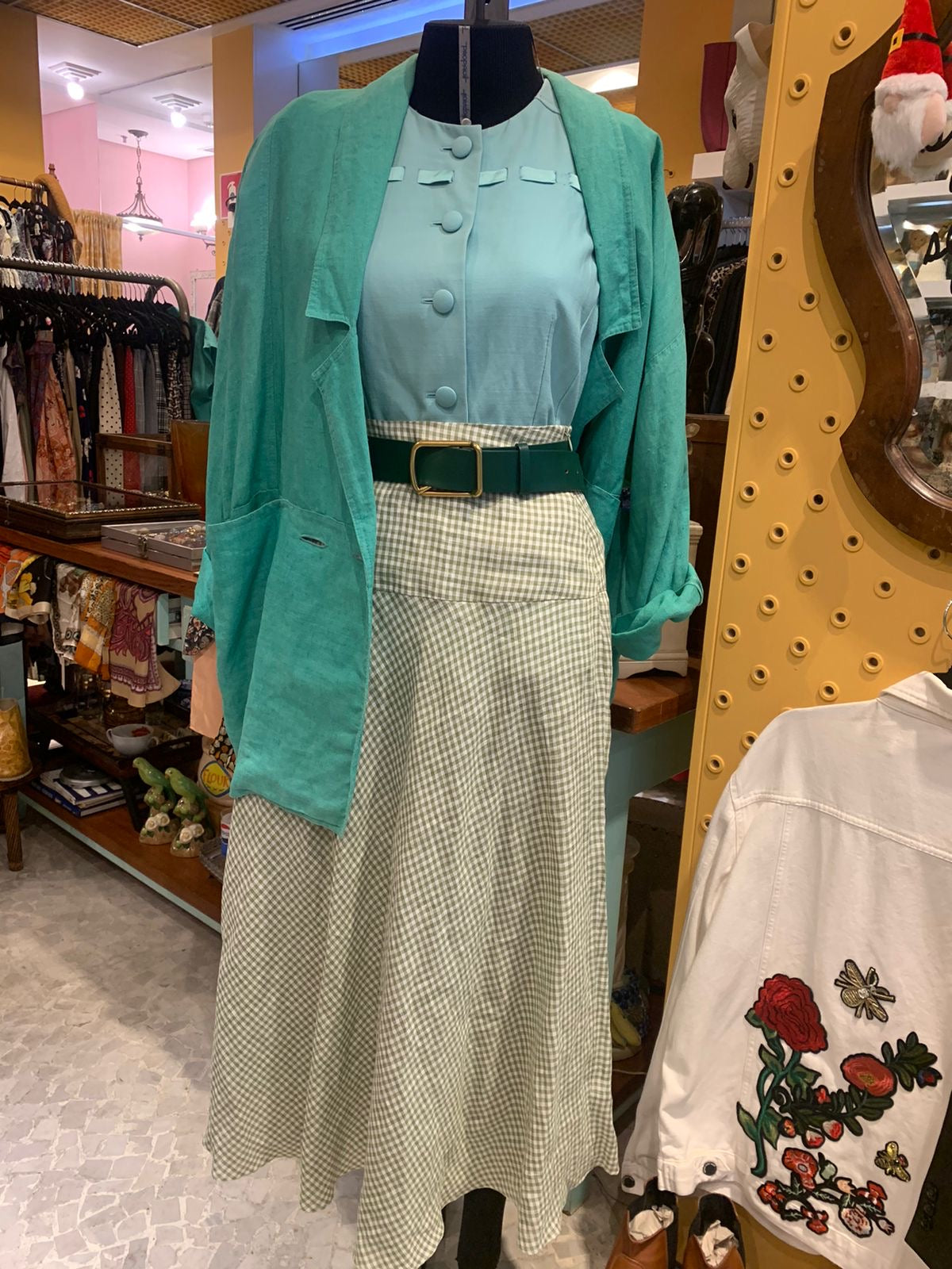 Blusa azul turquesa de botões